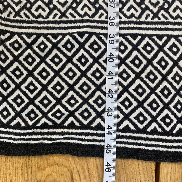 COPY - Max Studios Black And White Pattern Maxi Skirt - Picture 2 of 4